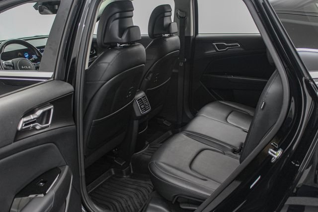 Used 2025 Kia Sportage EX FWD image 18