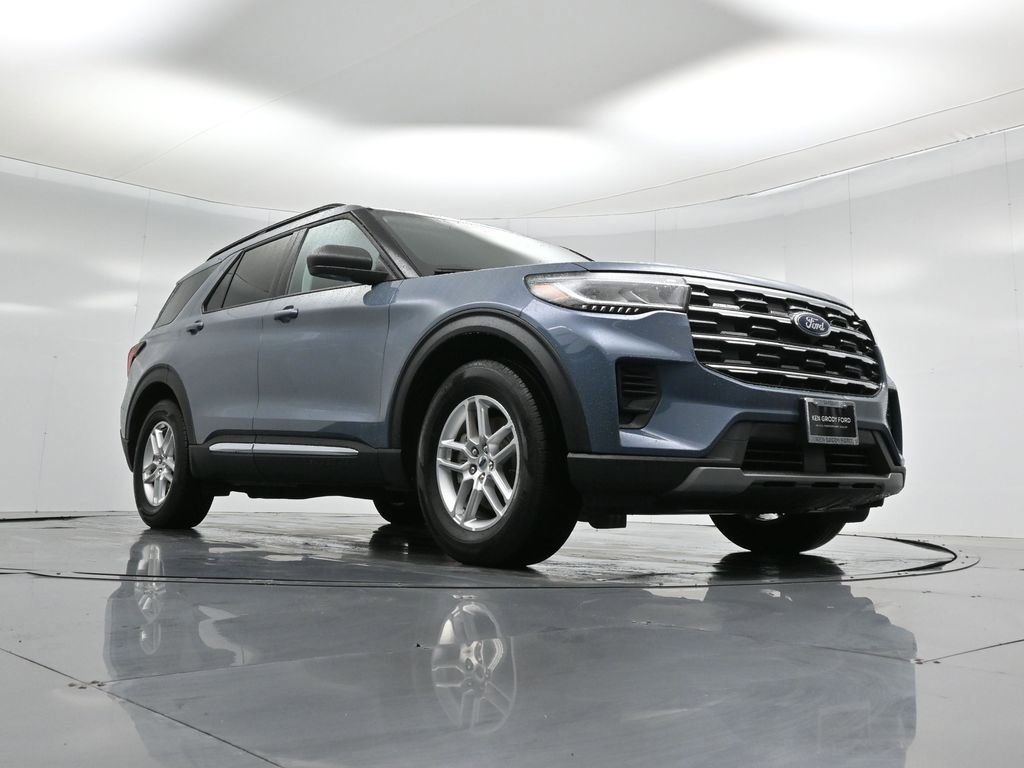 Certified 2025 Ford Explorer Active image 47