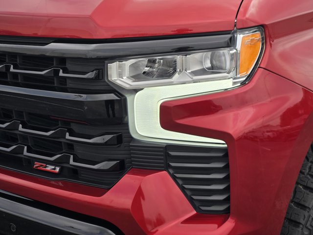 Used 2024 Chevrolet Silverado 1500 LT Trail Boss w/ LT Trail Boss Premium Package AWD/4WD image 9