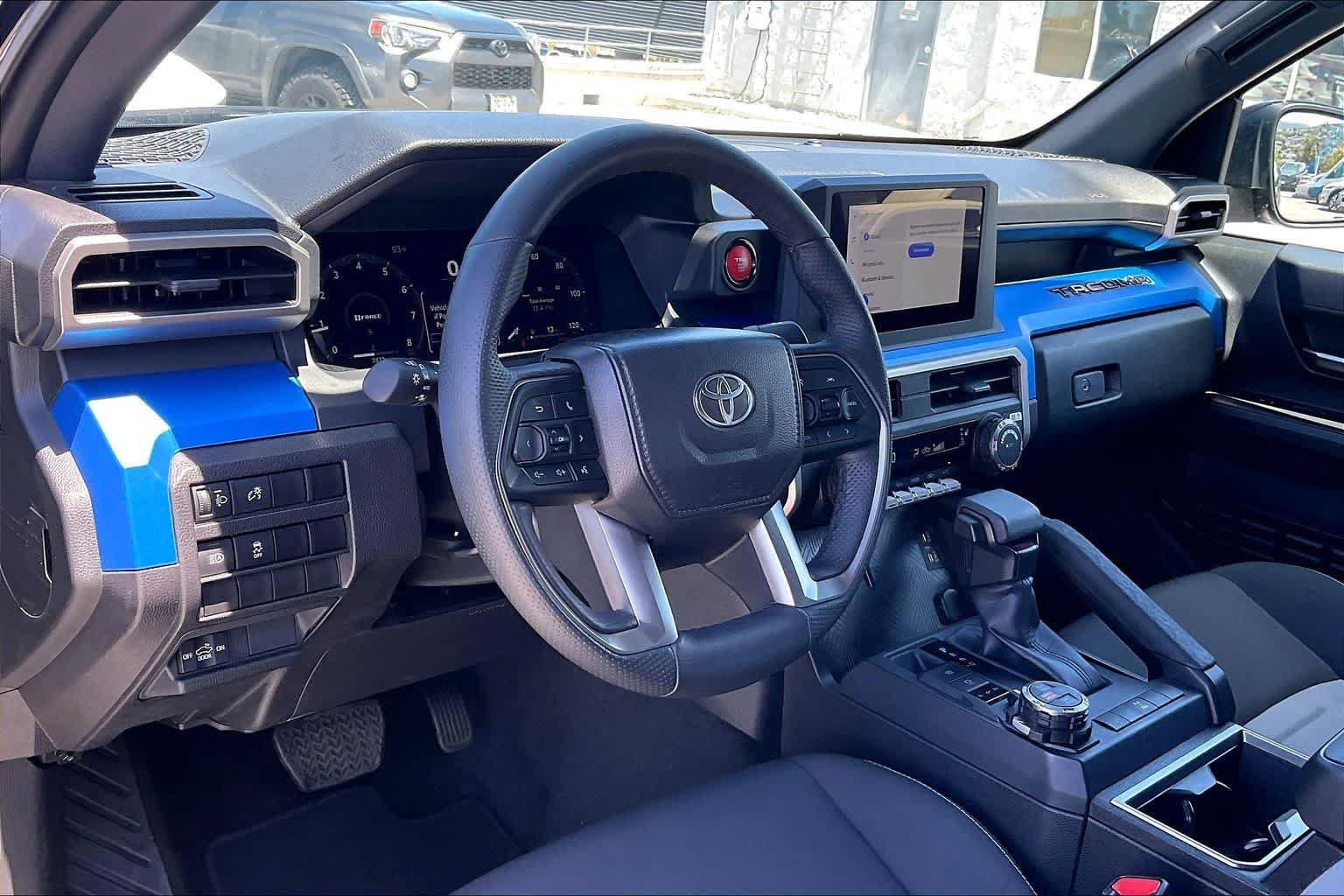 Used 2025 Toyota Tacoma TRD Off-Road AWD/4WD image 2