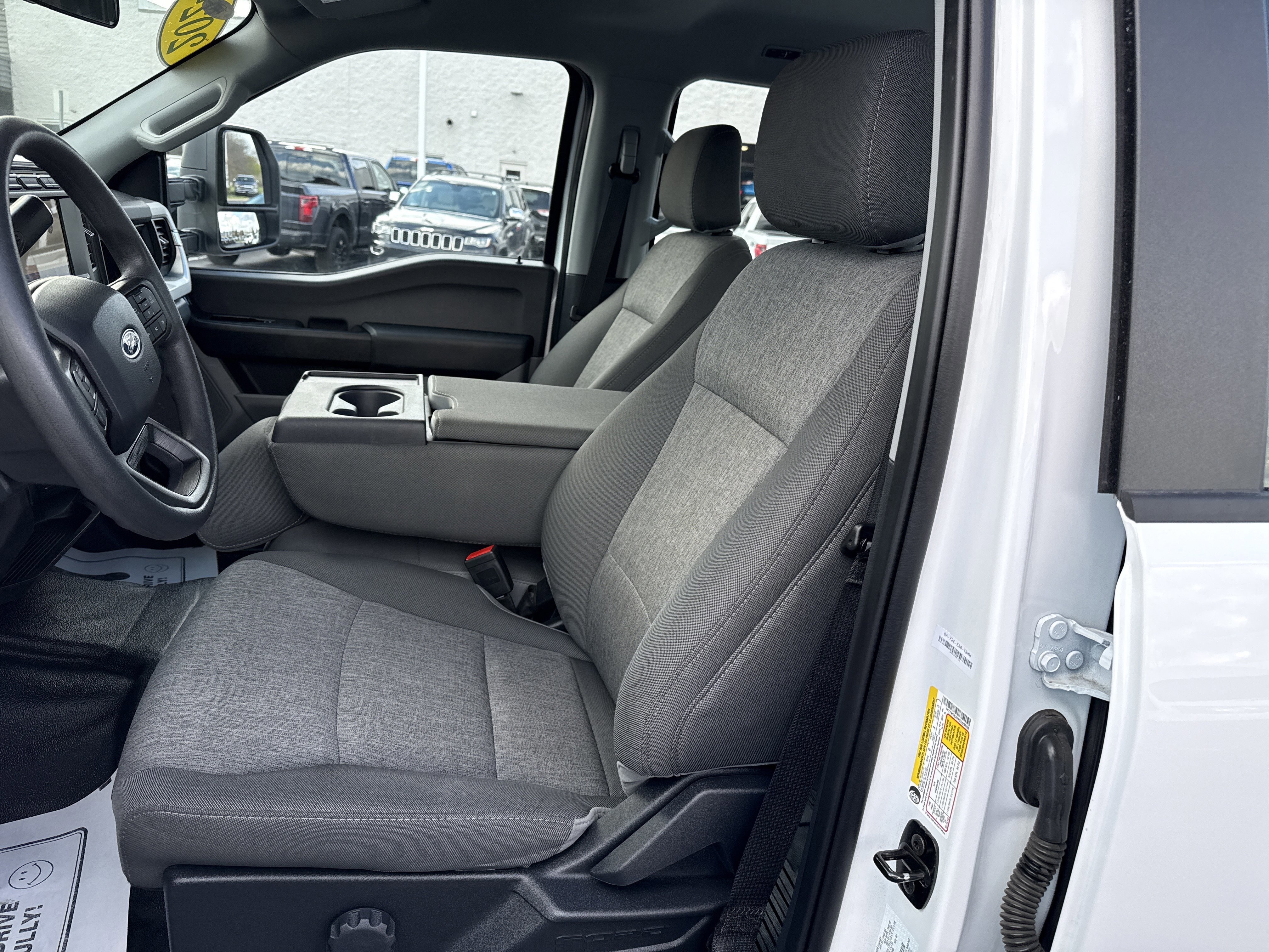 Certified 2024 Ford F250 XL w/ XL Chrome Package AWD/4WD image 17