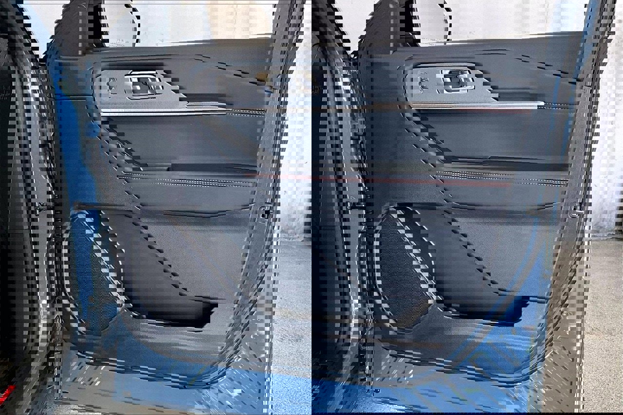 Certified 2025 Ford Explorer ST image 27