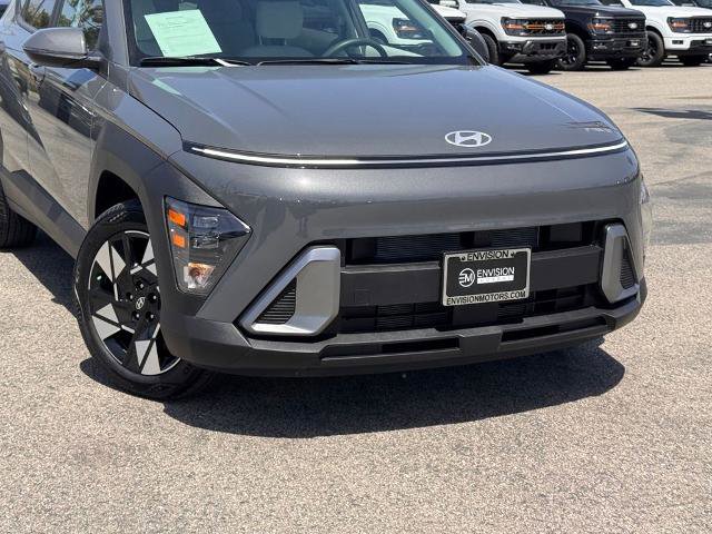 Used 2025 Hyundai Kona SEL FWD image 3