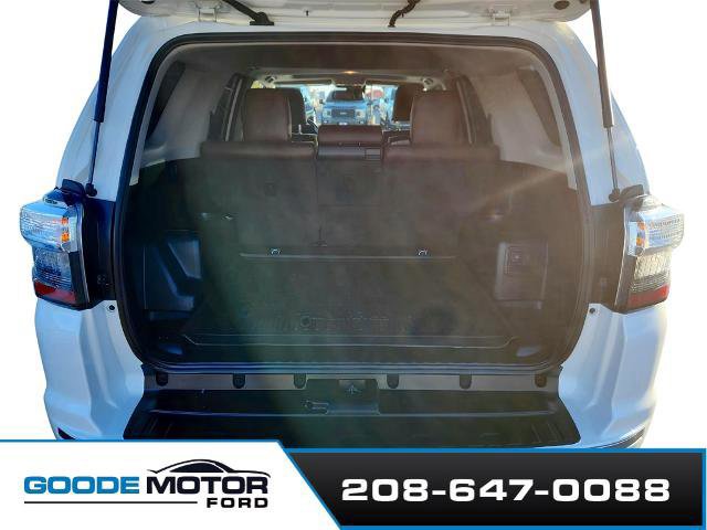Used 2023 Toyota 4Runner Limited image 30