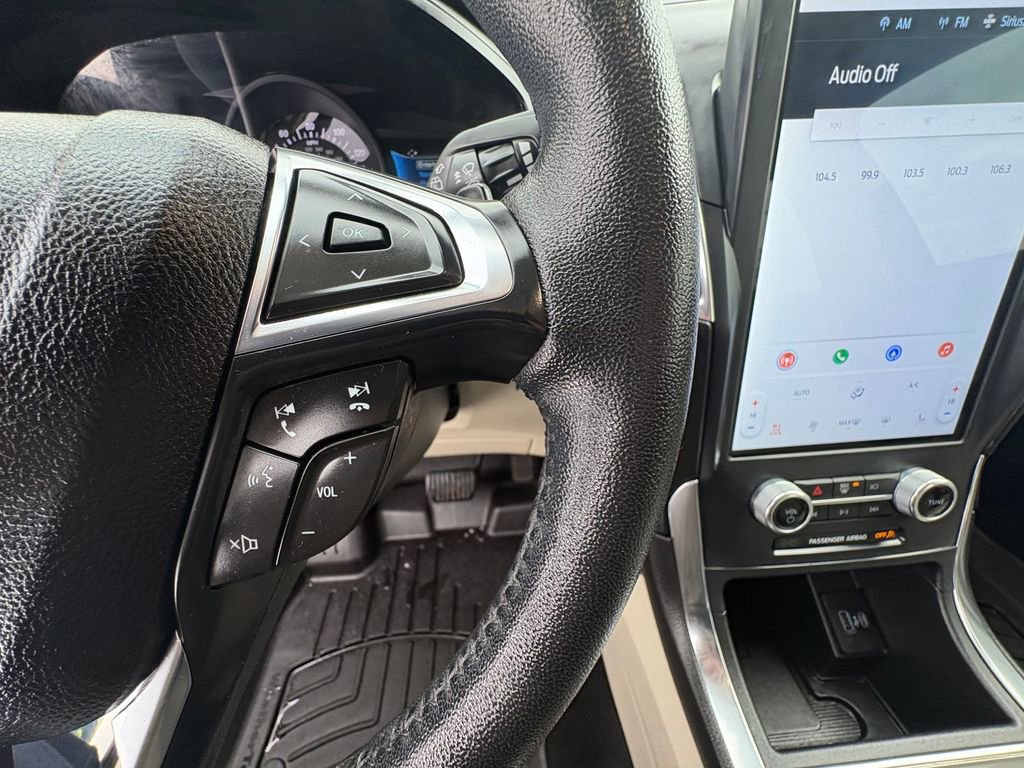 Certified 2022 Ford Edge Titanium w/ Equipment Group 301A image 15