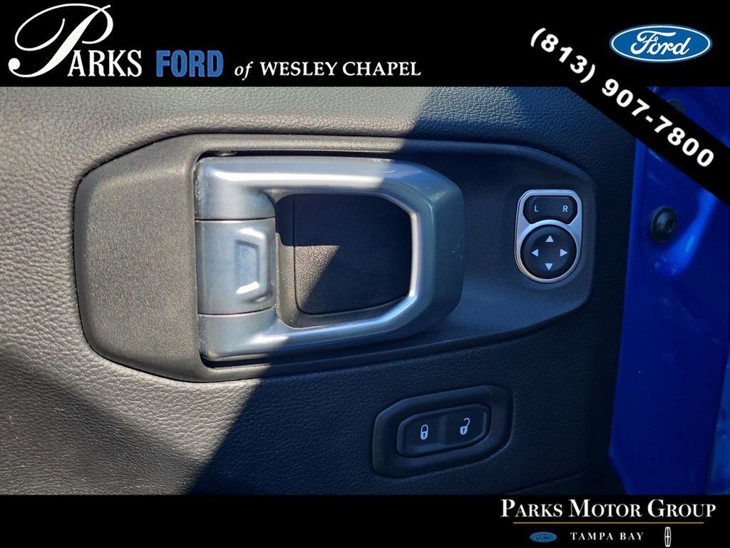 Used 2021 Jeep Gladiator Mojave image 16