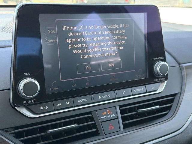 Used 2024 Nissan Altima 2.5 SV image 15