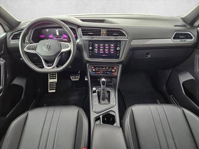 Used 2023 Volkswagen Tiguan SE R-Line FWD image 19