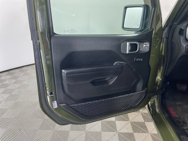 Used 2021 Jeep Wrangler Sport AWD/4WD image 17