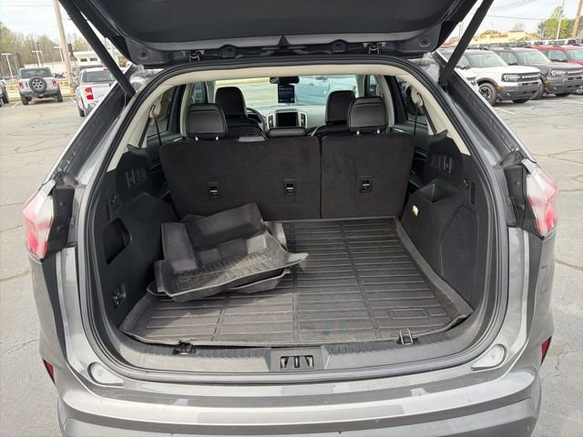 Certified 2024 Ford Edge Titanium image 9