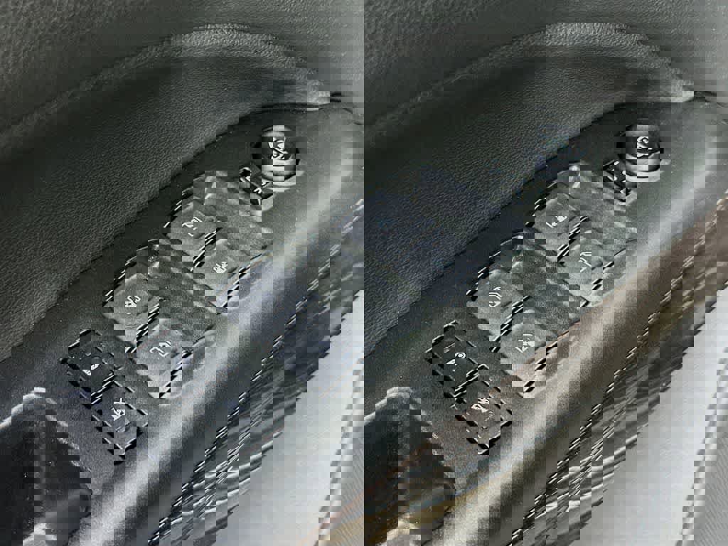 Used 2022 GMC Canyon Elevation w/ Elevation Premium Package image 27