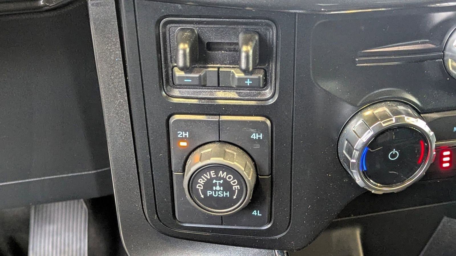 Certified 2023 Ford F150 XLT w/ Equipment Group 302A High image 33