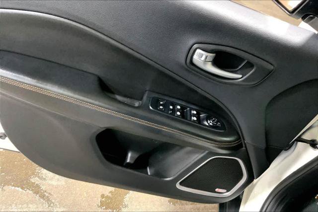 Used 2017 Jeep Compass Limited AWD/4WD image 36