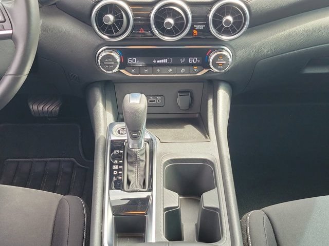 Used 2020 Nissan Sentra SV FWD image 18