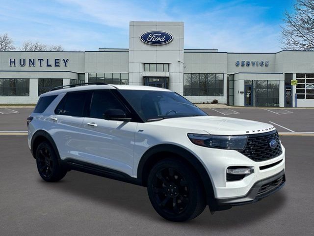 Certified 2023 Ford Explorer ST-Line w/ Class IV Trailer Tow Package AWD/4WD image 2