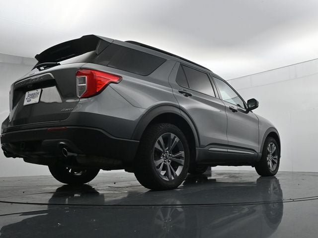 Certified 2023 Ford Explorer XLT w/ Equipment Group 202A AWD/4WD image 37