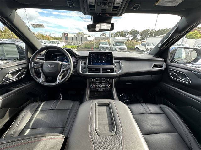 Used 2023 Chevrolet Suburban RST w/ Sport Performance Package image 11