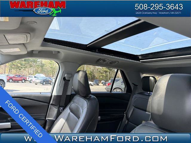 Certified 2022 Ford Explorer XLT w/ Equipment Group 202A AWD/4WD image 9