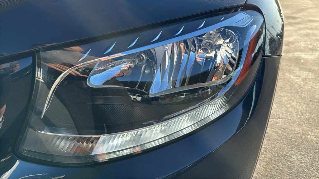 Used 2017 Mercedes-Benz GLC 300 image 6