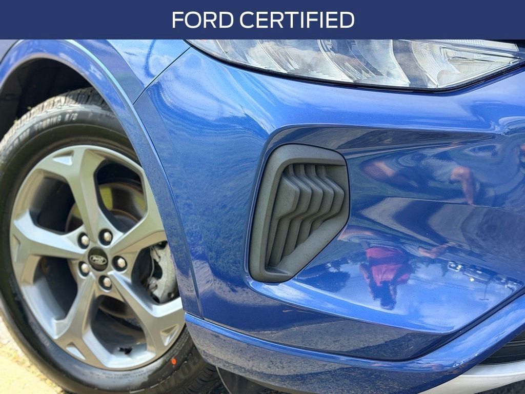Certified 2023 Ford Escape ST-Line w/ Tech Pack #1 FWD image 3