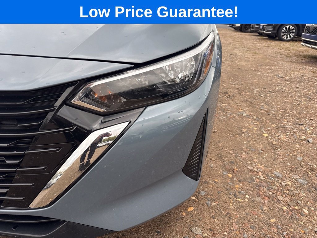 Used 2024 Nissan Sentra SV FWD image 11