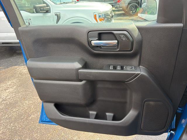 Used 2023 Chevrolet Silverado 1500 Custom AWD/4WD image 20