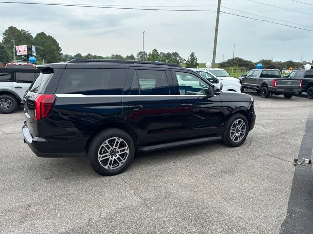 Certified 2025 Ford Expedition Active AWD/4WD image 39