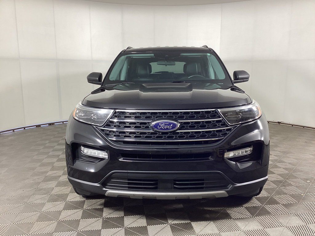 Certified 2023 Ford Explorer XLT w/ Equipment Group 202A AWD/4WD image 6