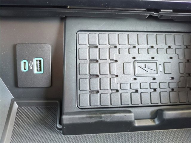 Certified 2023 Ford F150 Platinum w/ Equipment Group 701A High image 22