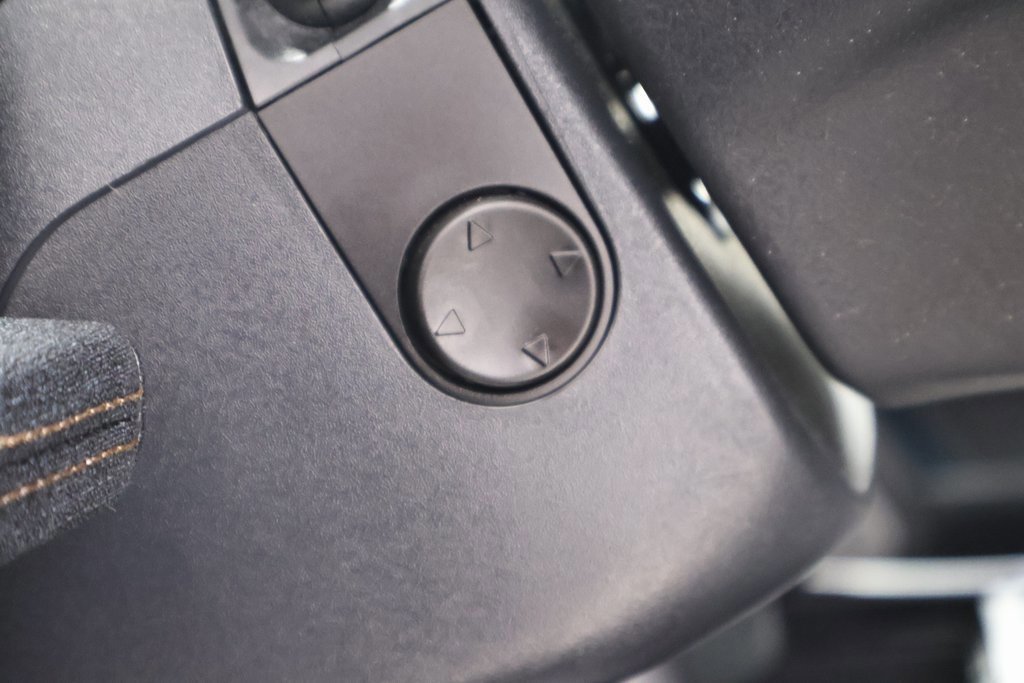 Certified 2023 Ford F150 Lightning Lariat w/ Equipment Group 511A High image 22