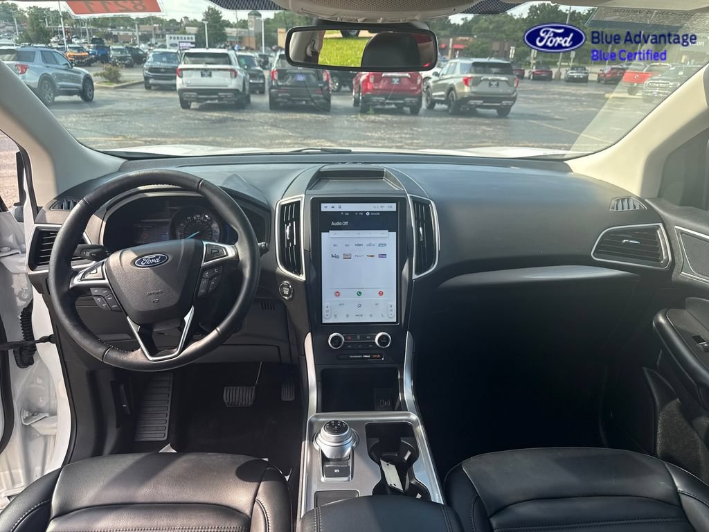 Certified 2024 Ford Edge SEL w/ Convenience Package AWD/4WD image 17