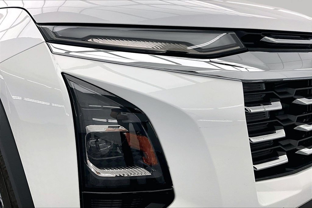 Used 2025 Chevrolet Equinox LT AWD/4WD image 29