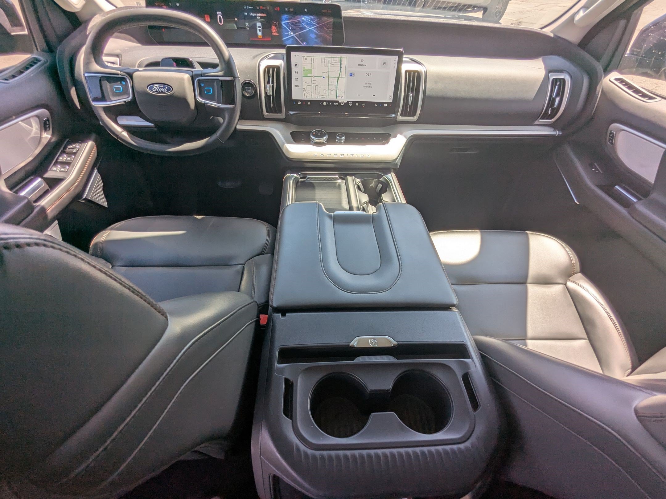 Certified 2025 Ford Expedition Active AWD/4WD image 28