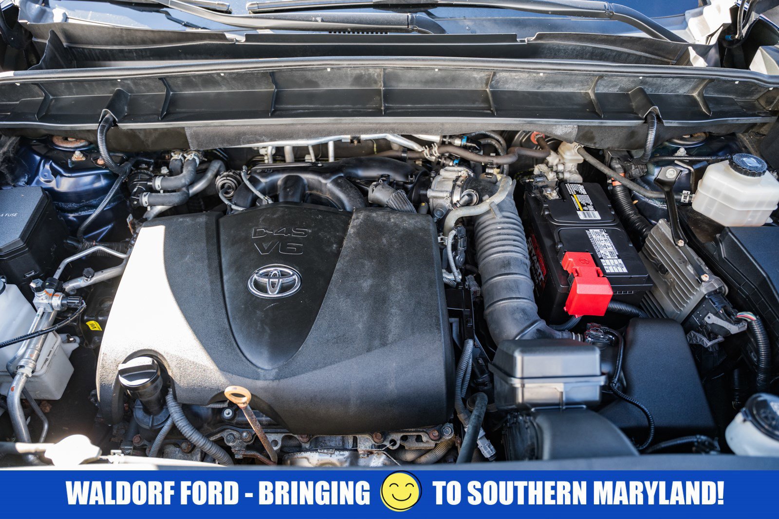 Used 2020 Toyota Highlander XLE image 19