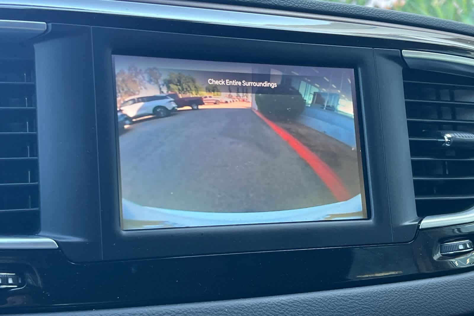Used 2024 Chrysler Voyager LX FWD image 20