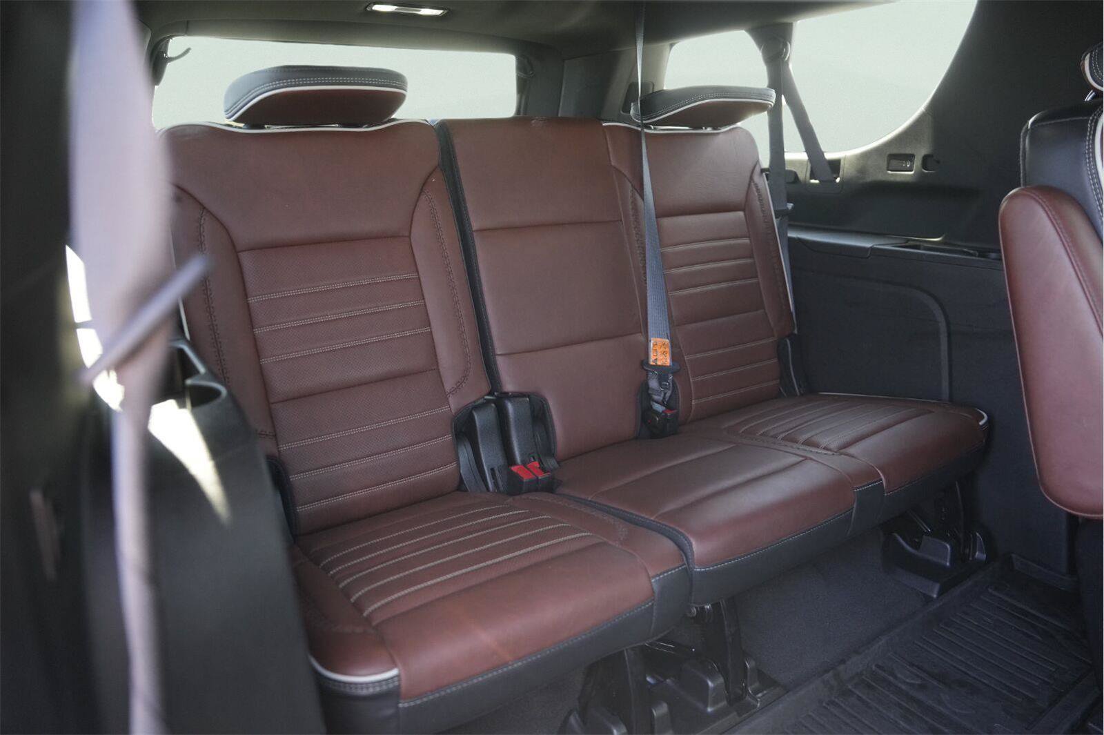 Used 2023 GMC Yukon XL Denali Ultimate w/ LPO, Floor Liner Package AWD/4WD image 16