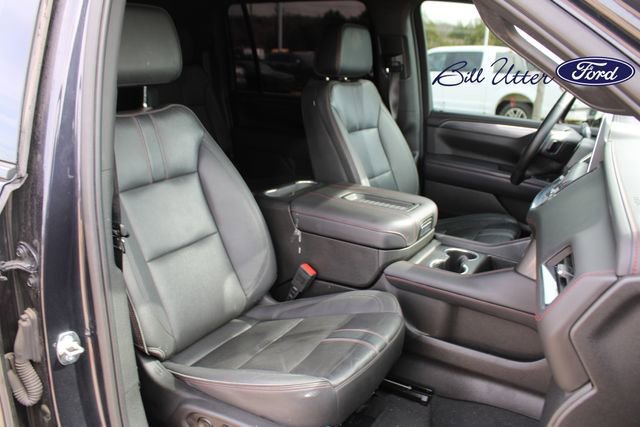 Used 2023 Chevrolet Suburban RST w/ Luxury Package image 11