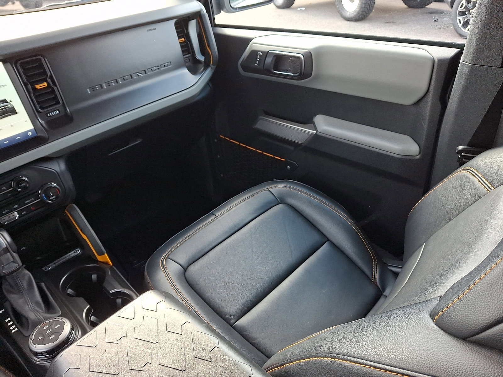 Certified 2022 Ford Bronco Badlands image 16