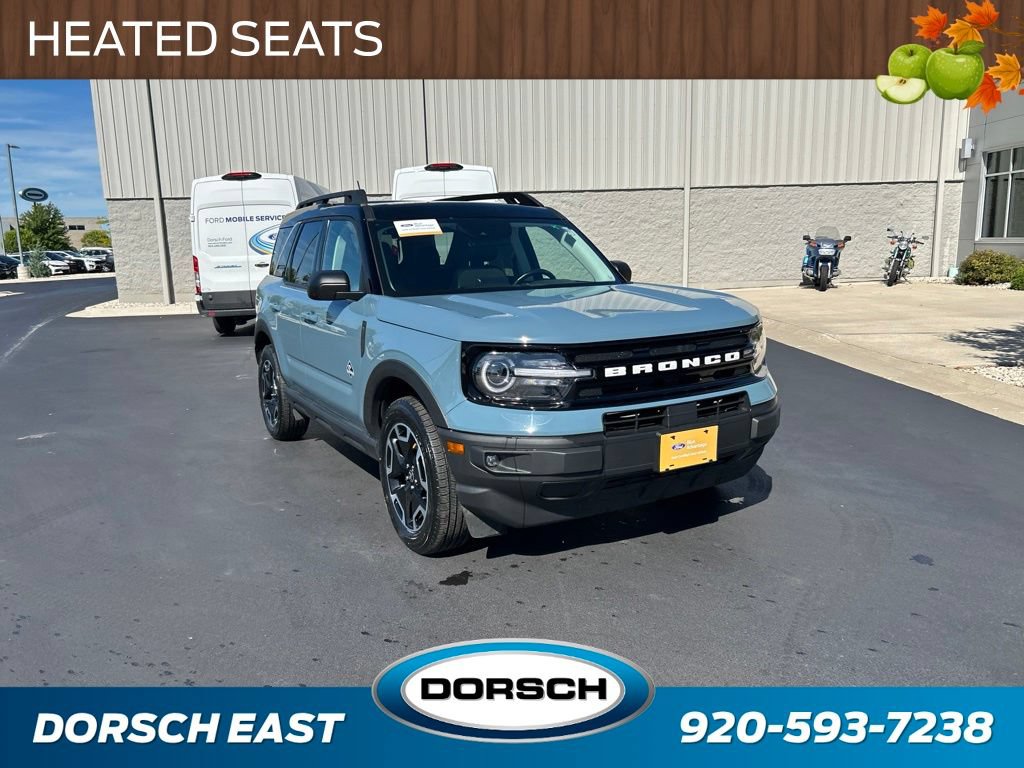 Certified 2022 Ford Bronco Sport Outer Banks w/ Tech Package AWD/4WD image 3