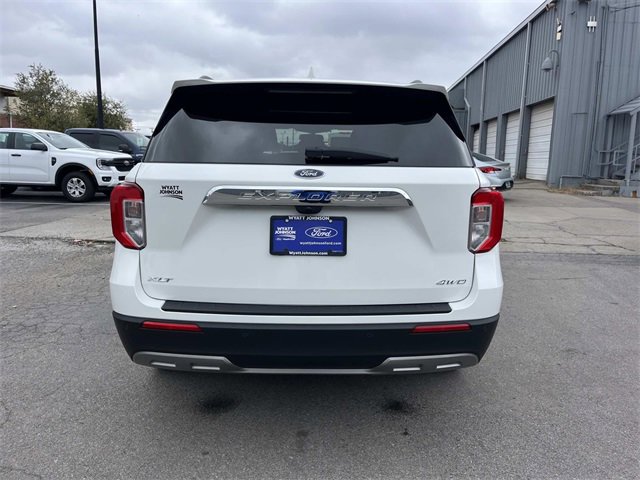 Certified 2022 Ford Explorer XLT w/ Equipment Group 202A image 4
