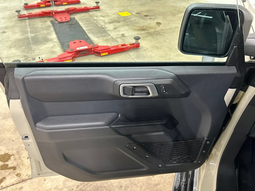Certified 2026 Ford Bronco Outer Banks AWD/4WD image 14