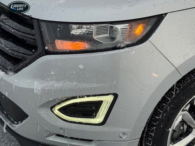 Certified 2018 Ford Edge Sport w/ Equipment Group 401A image 9
