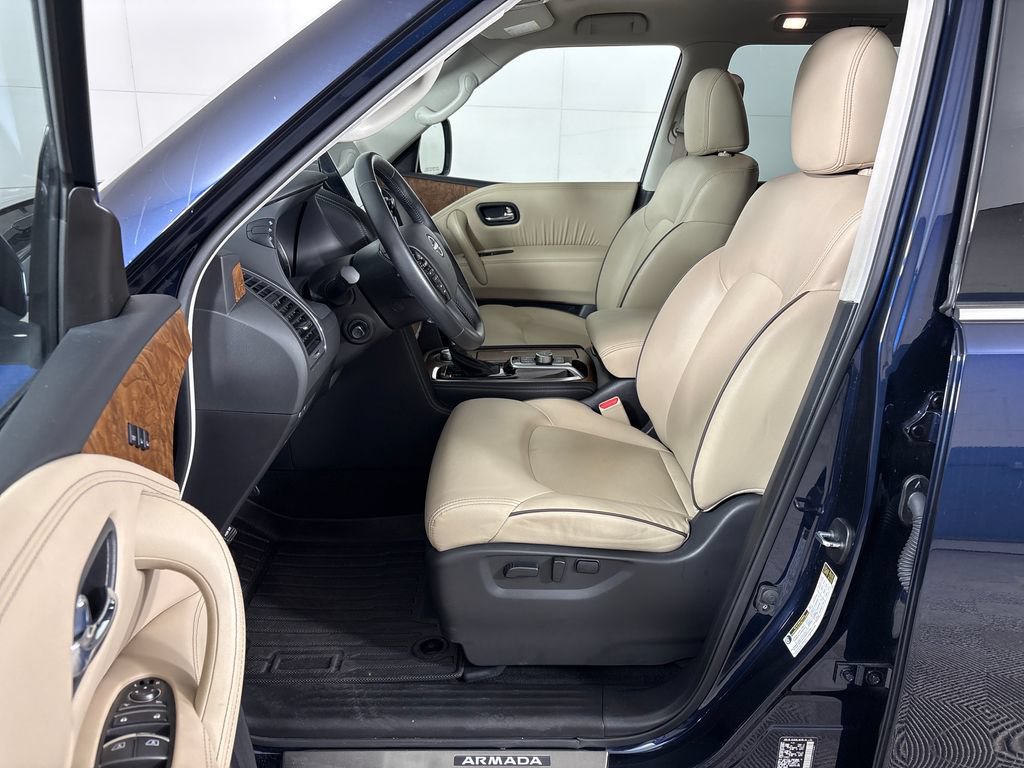 Used 2024 Nissan Armada SL w/ Captain's Chairs Package AWD/4WD image 29
