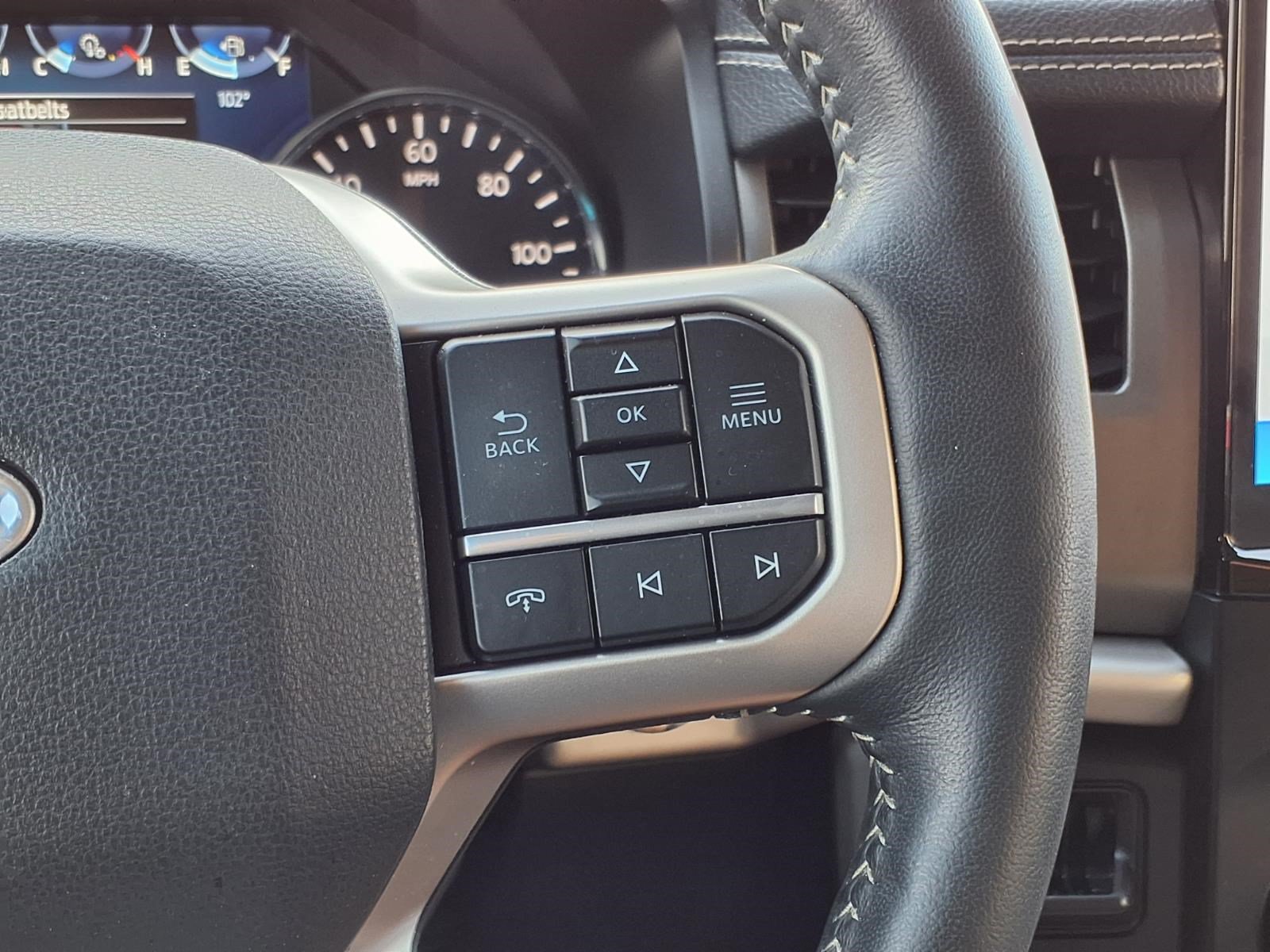 Certified 2024 Ford Expedition XLT RWD image 23