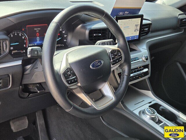 Certified 2024 Ford Explorer XLT RWD image 19