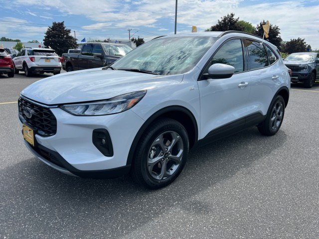 Certified 2025 Ford Escape ST-Line Select AWD/4WD video 3