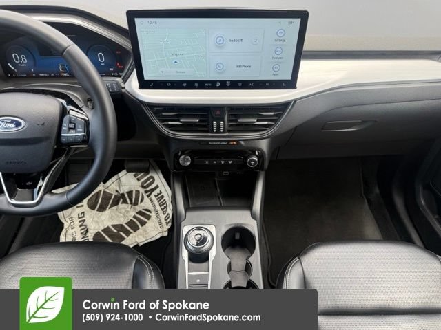Certified 2025 Ford Escape Platinum AWD/4WD image 30