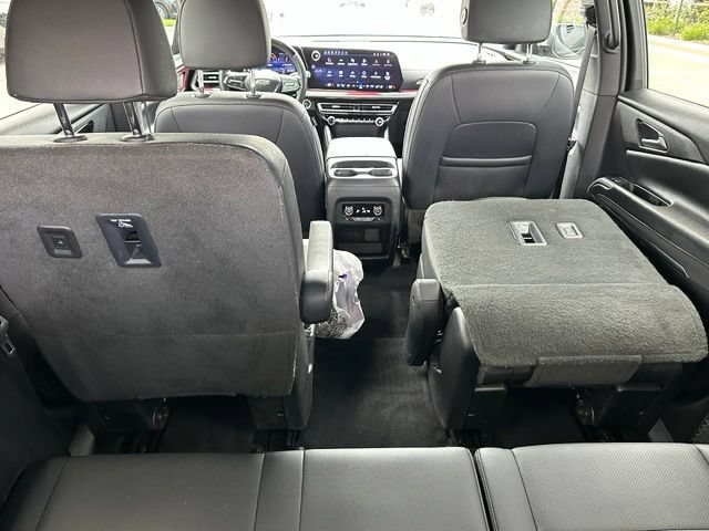Used 2024 Chevrolet Traverse RS w/ LPO, Floor Liner Package AWD/4WD image 31