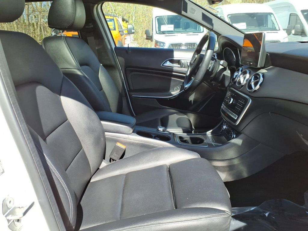 Used 2019 Mercedes-Benz GLA 250 4MATIC image 10