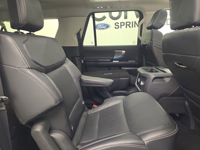 Certified 2025 Ford Expedition Max Platinum image 12